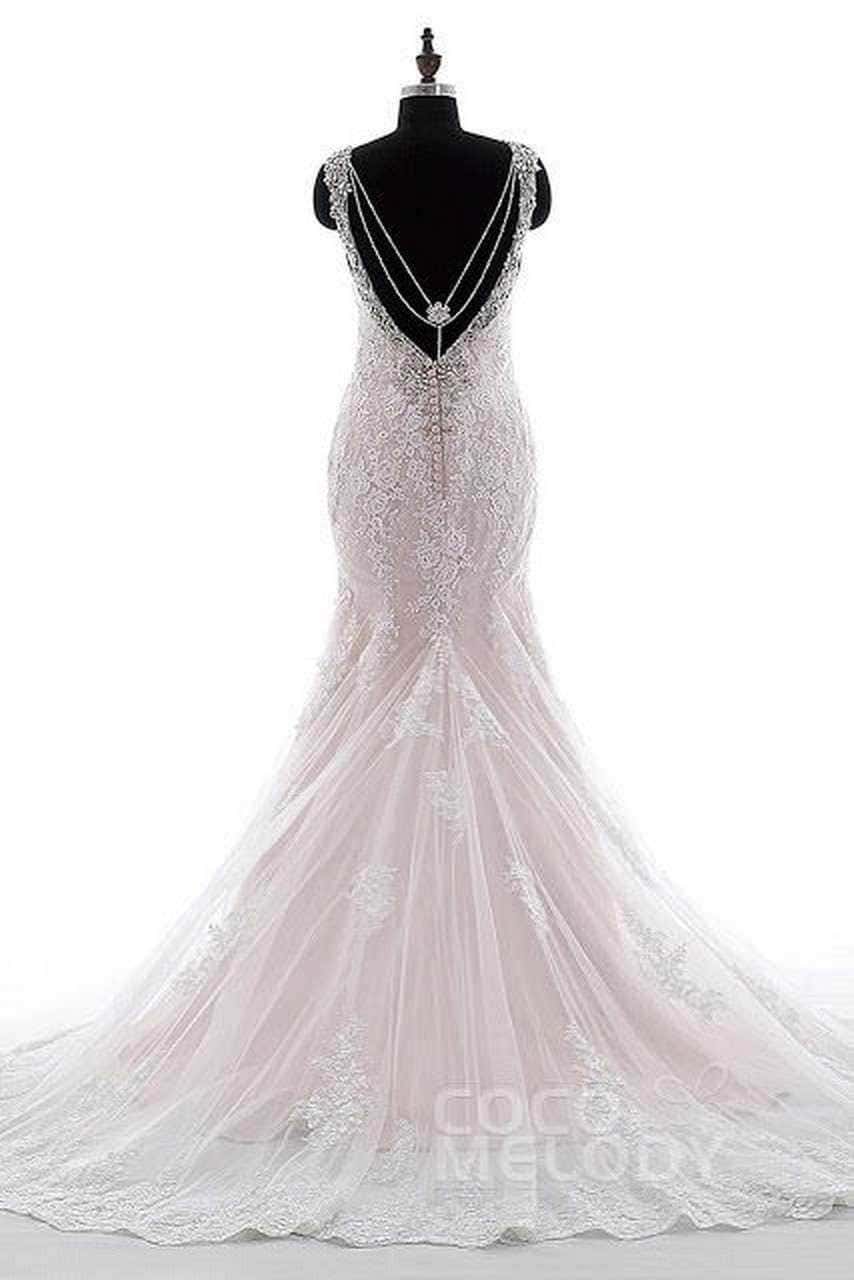 Abito da sposa in pizzo rosa con schiena scoperta