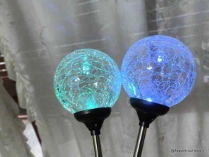Lampade decorative LED con effetto crackle, luci soffuse per ambienti interni, atmosfera rilassante e moderna, luci notturne per decorazioni casa, bagni o soggiorno.