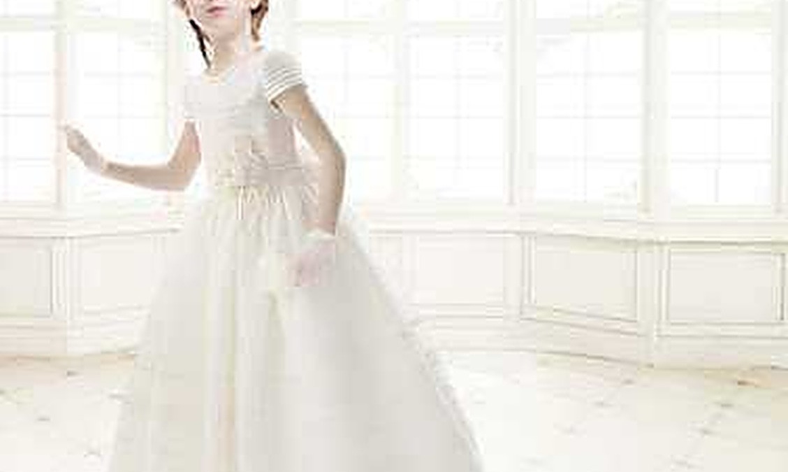 Abiti prima comunione bambina bianchi ed eleganti