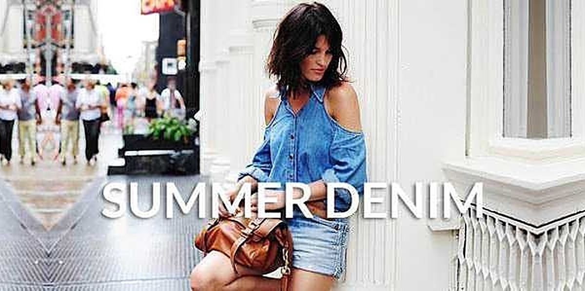 Vestito donna in denim estivo, fashion casual e abbinamenti di stile per look estivi alla moda.