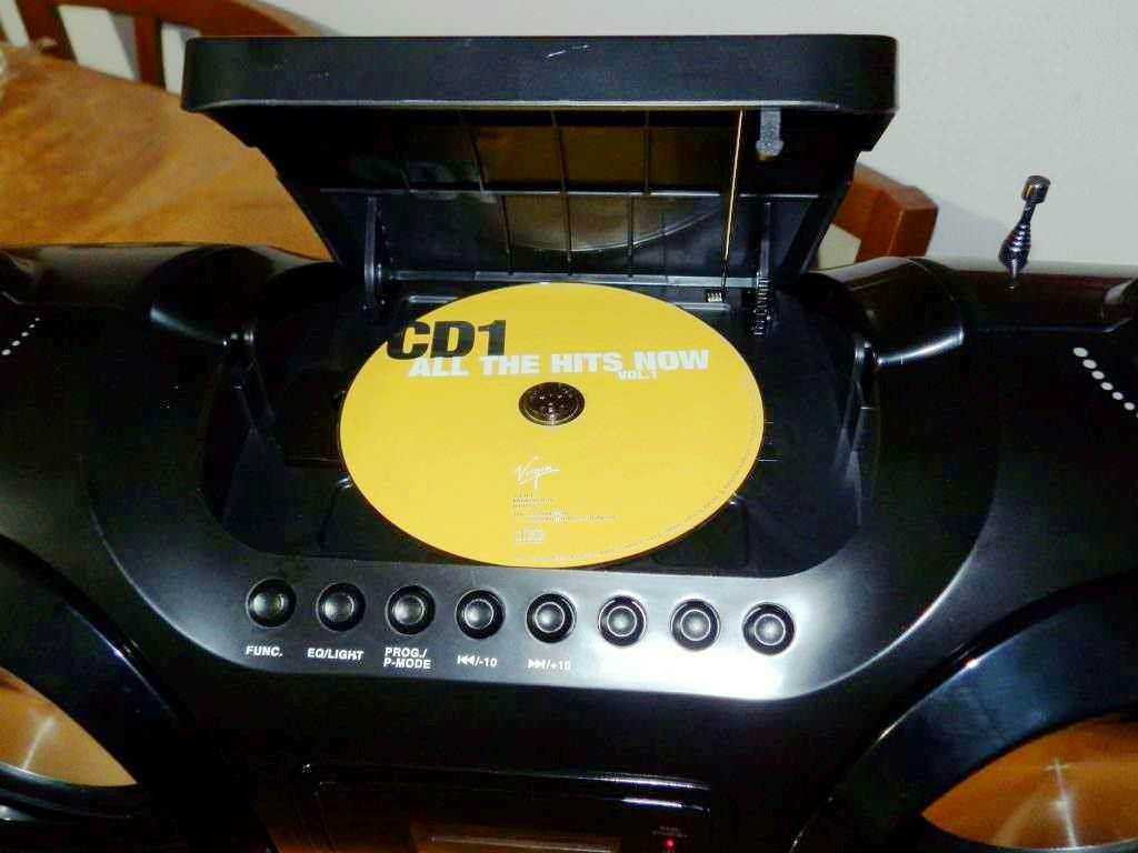 Auna Soundblaster Stereo Boombox bluetooth 3.0 CD/MP3/USB MAX. 50W stile anni 30