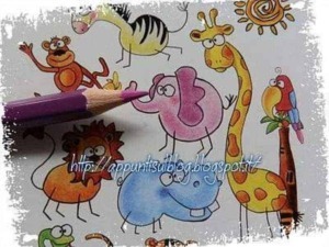 Pulcino e giraffa disegnati con stile carino e colorato, perfetti per decorazioni e illustrazioni per bambini, aggiungendo un tocco giocoso e allegro a ogni progetto creativo.