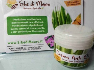 Prodotti naturali, creme a base di Aloe Vera, erbe aromatiche e officinali dell'azienda agricola Erbe di Mauro, vendita diretta a Montegranaro (FM).