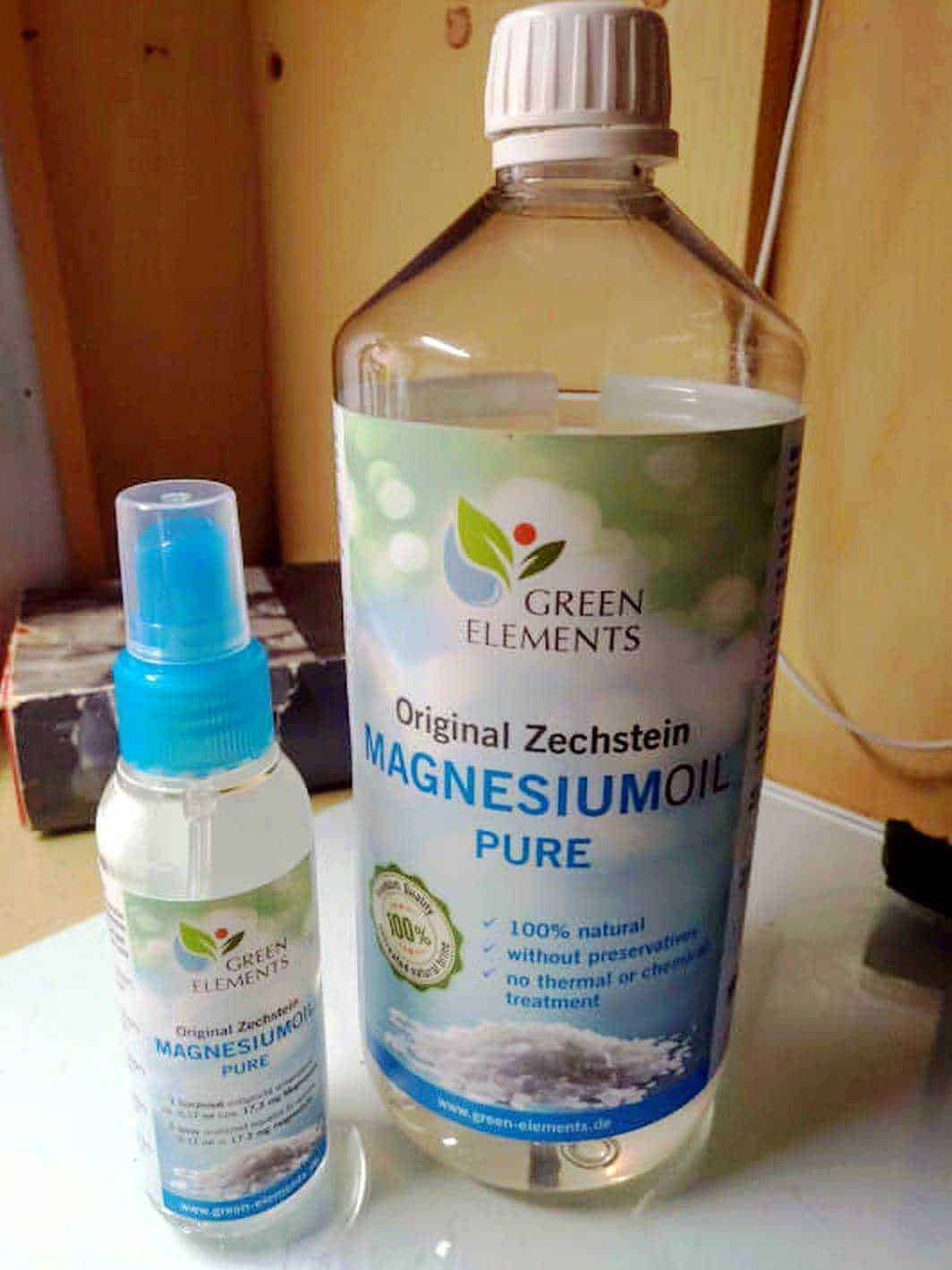 Magnese oil naturale Green Elements, 100% puro, confezioni da spray e bottiglia grande, ideale per integratori di magnesio naturale senza conservanti o trattamenti termici, migliorando salute e benessere.
