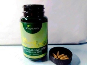 Integratore naturale di radice di gemme di benzina, compresse di dandelion root, prodotto Vegavero, salute e benessere naturale, supporto detox e digestione, 120 capsule.