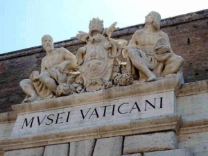 Scultura dei Musei Vaticani con dettagli storici e artistici, rappresentanza dell'arte e cultura italiana, visitare i Musei Vaticani e scoprire le sue opere d'arte.
