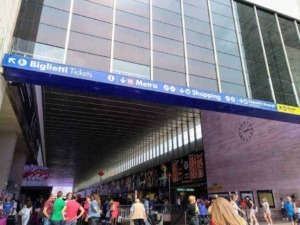 Biglietti treno metropolitana shopping stazione aeroportuale aeroporti Milano Milano Centrale.