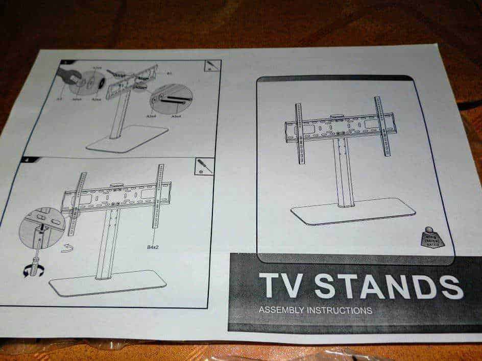 Istruzioni per il montaggio del supporto TV AUNA