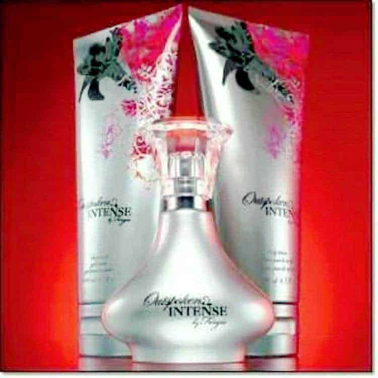 Avon profumi, sempre in primavera 3 Avon profumi, sempre in primavera.