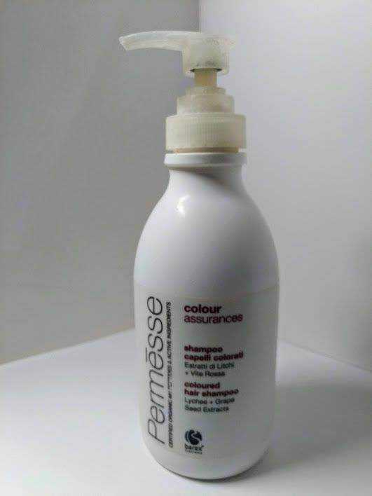 Pettine capelli colorati, shampoo per capelli naturali, prodotto per cura dei capelli, estratti di limone e vite rossa, soluzione detergente per capelli, cura dei capelli colorati e naturali.