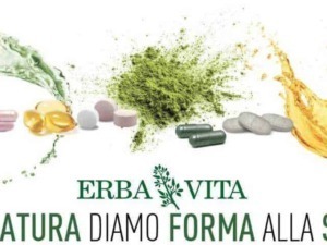 Integratori naturali a base di erbe, capsule e polveri erboristiche per migliorare salute, benessere e vitalità, con prodotti di alta qualità e ingredienti naturali.