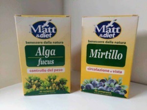 Alga Fucus e Mirtillo integratori alimentari in compresse, supporto benessere circolazione e controllo peso, prodotto naturale per salute e forma fisica.