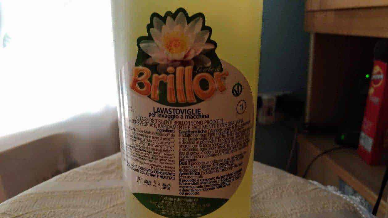Belli e Naturali detergenti ecologici Brillor Lavastoviglie Fitolacca e Alloro
