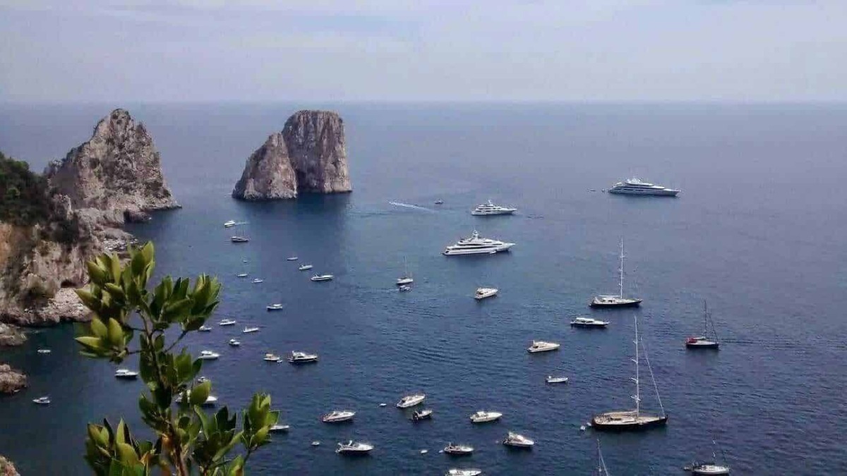 3 isole Flegree: Ischia, Procida e Capri tra mare, terme e borghi
