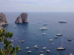 3 isole Flegree: Ischia, Procida e Capri tra mare, terme e borghi