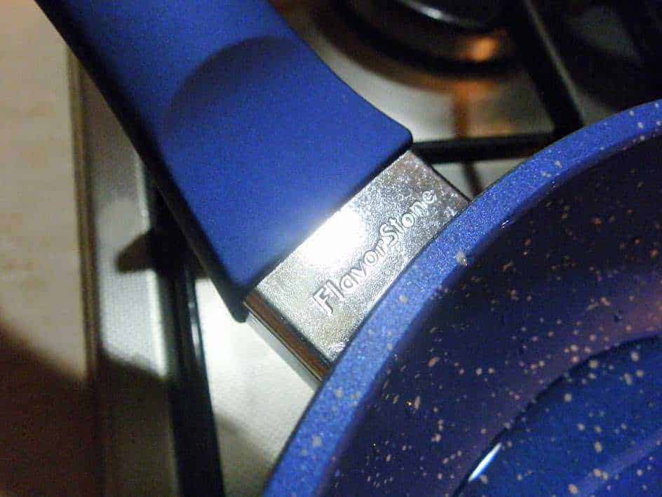 Flavorstone cotture salutari con set di pentole antiaderenti blu