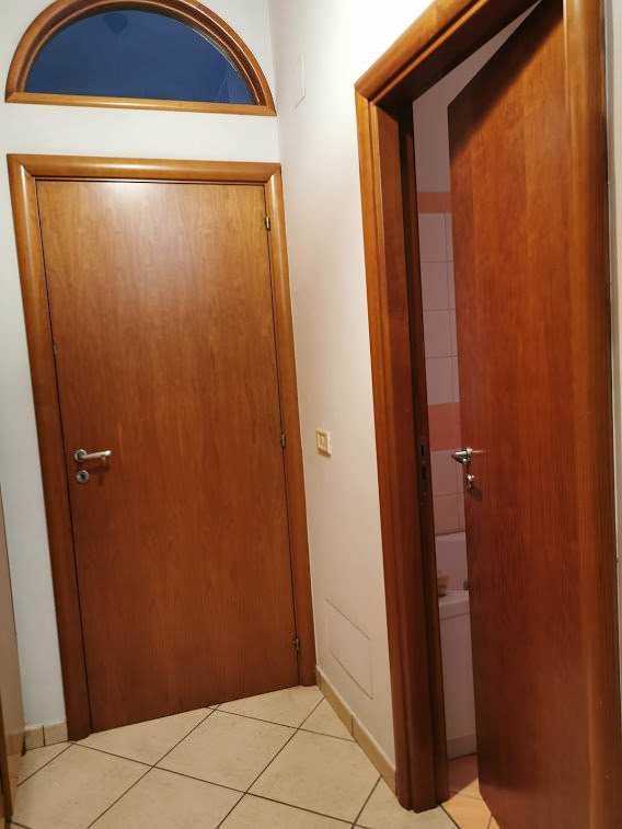 Come scegliere il colore di una porta interna