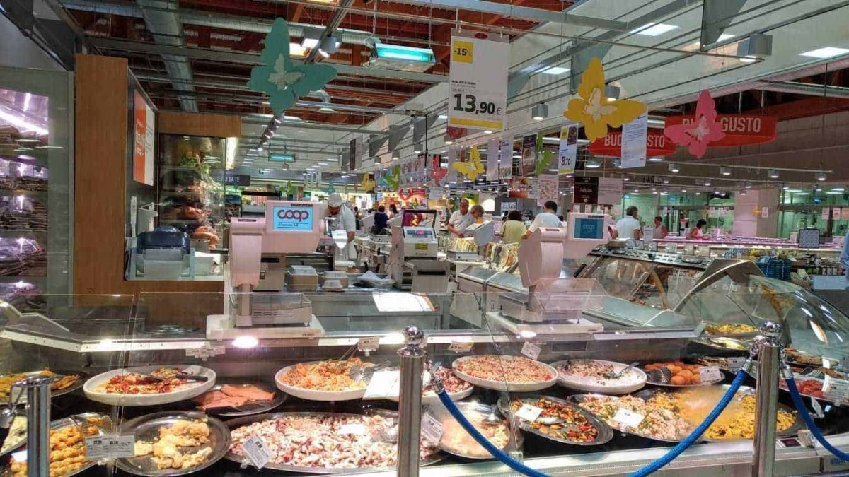 FileName: sezione pescheria supermercato coop