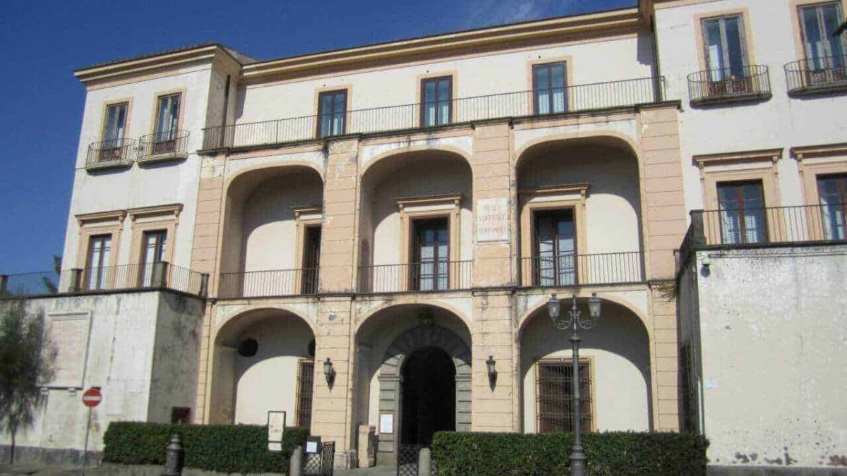 Museo Correale di Terranova a Sorrento, sala del museo