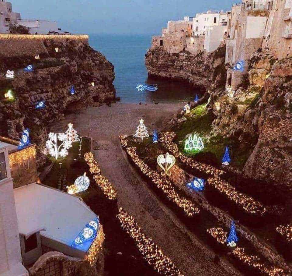 Illuminazioni natalizie a Polignano a Mare