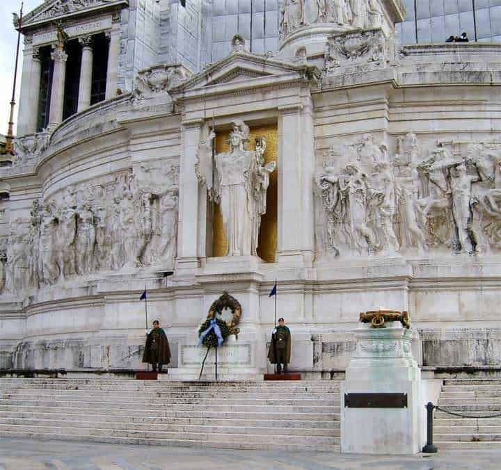 Il Vittoriano a Roma, monumento storico