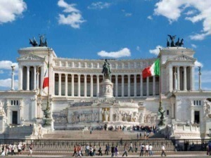 10 siti da visitare a Piazza Venezia Roma