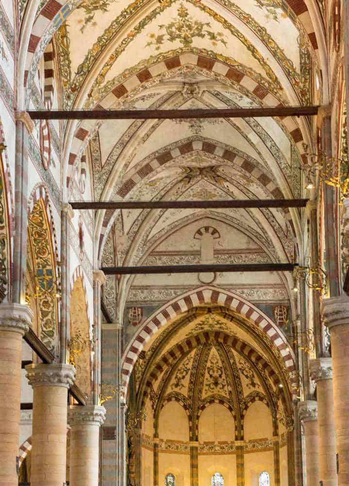 Cattedrale di Verona, interno del Duomo