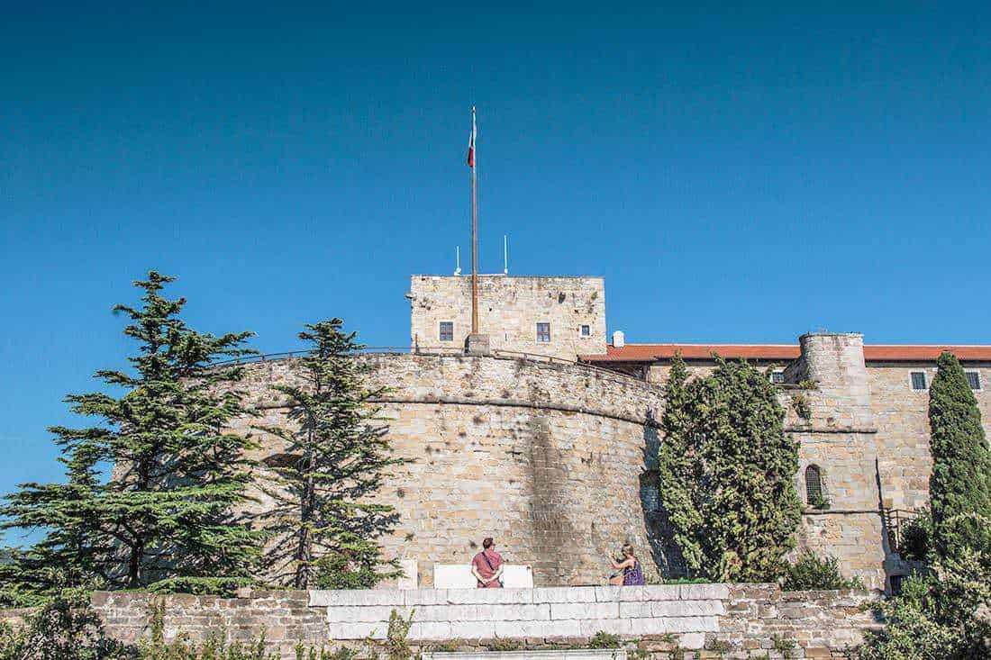Mappa dei principali luoghi di interesse a Trieste, Italia, inclusi monumenti storici, musei e piazze, per visitare i principali punti turistici e culturali della città.