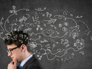 Personalità divergente con pensiero creativo e originale