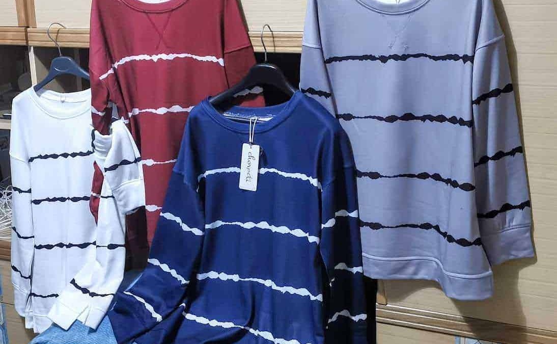 Magliette a righe colorate moda casual, outfit autunno inverno, abbigliamento trendy, capi di abbigliamento comodi, stile streetwear, urban fashion, shopping online, Appunti Sul Blog.