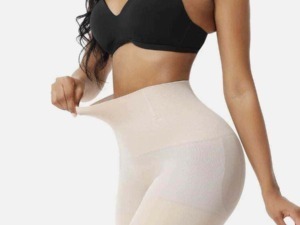 Seamless shapewear high waist beige, smooth control body shaper for tummy and waist slimming, comfortable and discreet under clothing.