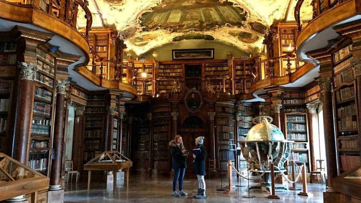 La vita e i miracoli di San Gallo patrono degli uccelli