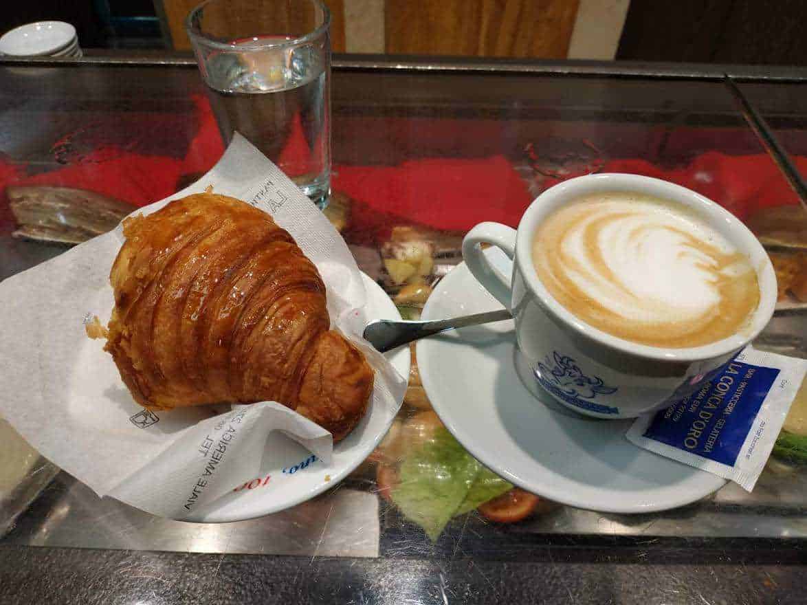 Cosa non mangiare in estate, 5 tipi di cibo 5 Cosa non mangiare in estate, 5 tipi di cibo