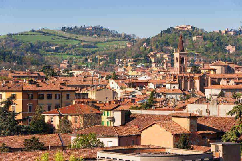 10 Città d'Arte Emilia Romagna imperdibili - Bologna Piazza Maggiore e centro storico