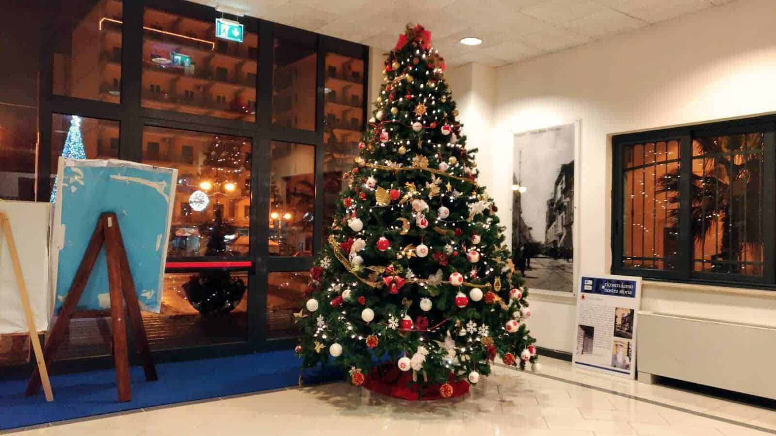 albero di Natale vero o finto, pro e contro