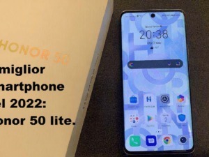 Honor 50 lite smartphone display con icone e schermata, miglior smartphone del 2022, tecnologia e design smartphone, recensione honor 50 lite, smartphone economico per gaming e fotografia.