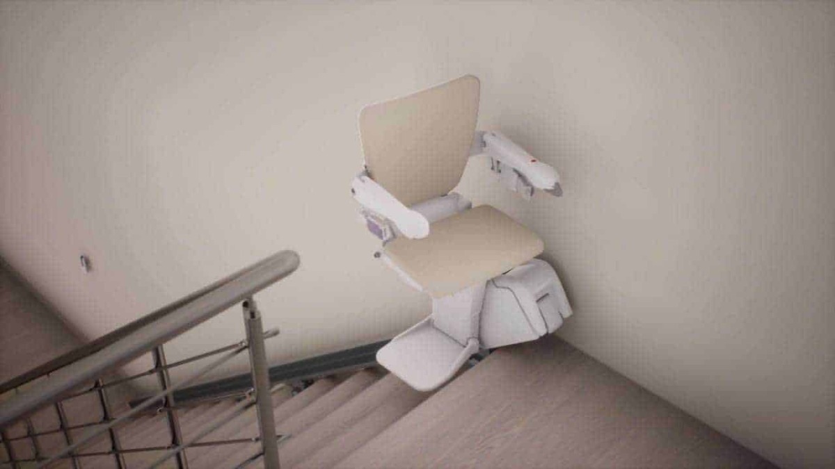 Montascale condominiale per agevolare l'accessibilità sulle scale