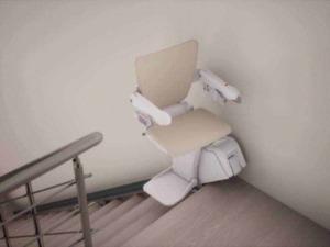 Montascale condominiale per agevolare l'accessibilità sulle scale