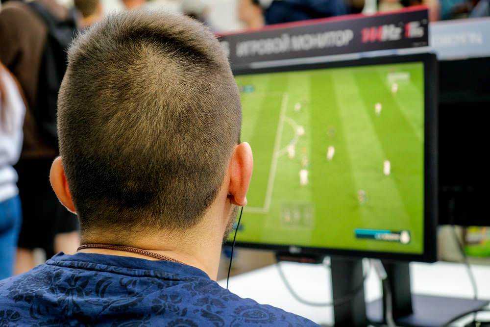 Cosa fa un calciatore nella vita privata: passione auto? 3 Cosa fa un calciatore nella sua vita privata?