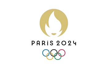 Logo delle Olimpiadi di Parigi 2024 con stile minimalista e icona femminile stilizzata, accompagnato dal testo "Paris 2024" e dai cinque anelli olimpici, simbolo di unità e sport globale.