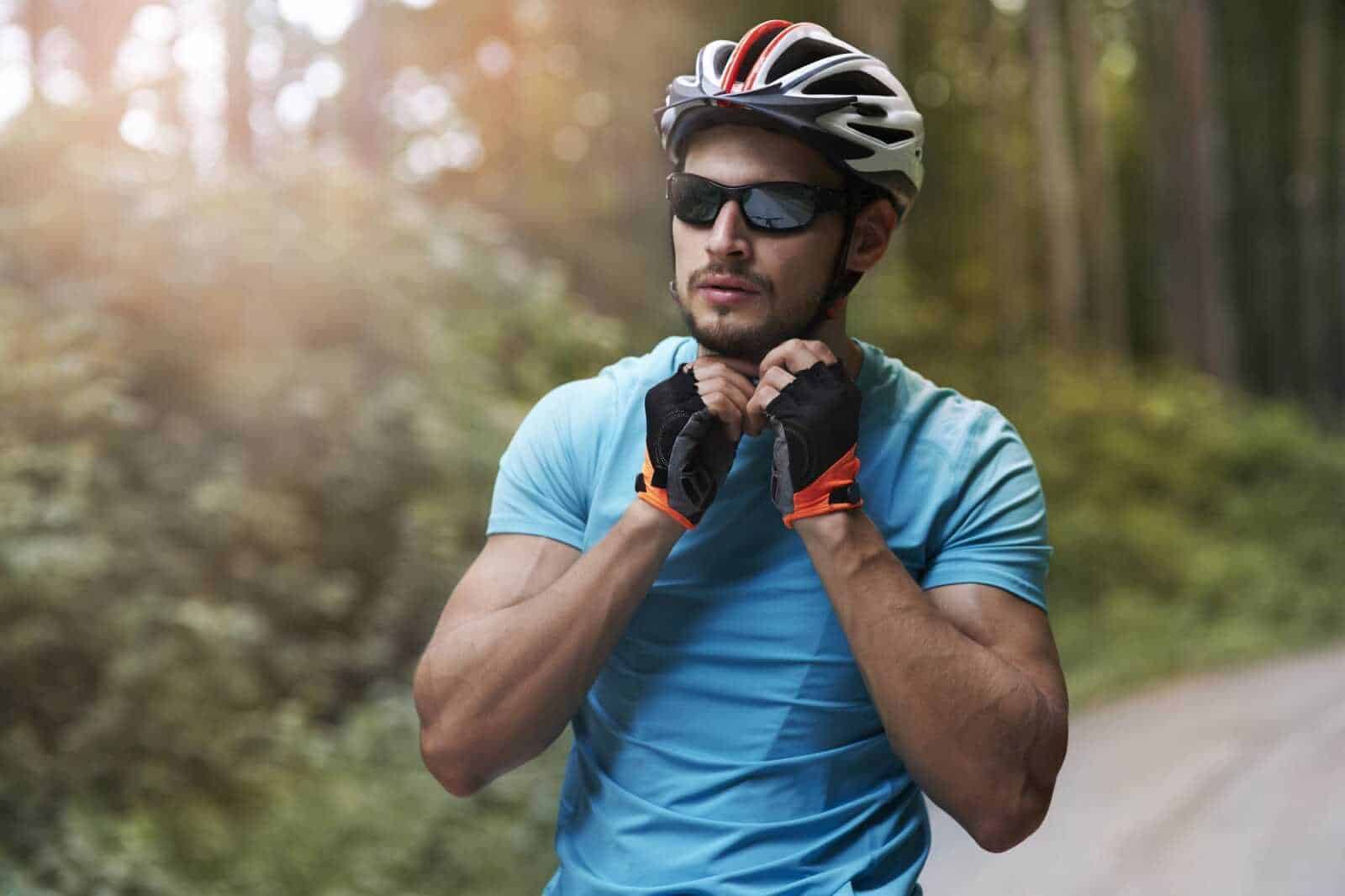 Abbigliamento da ciclismo per ogni clima