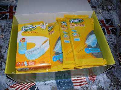 Catturare polvere e peli con Swiffer Duster. Piumino catturapolvere e peli Swiffer Duster
