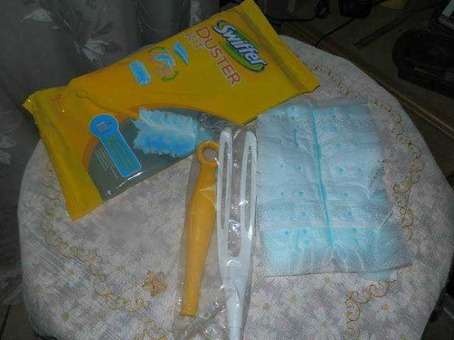 Catturare polvere e peli con Swiffer Duster. Piumino catturapolvere e peli Swiffer Duster