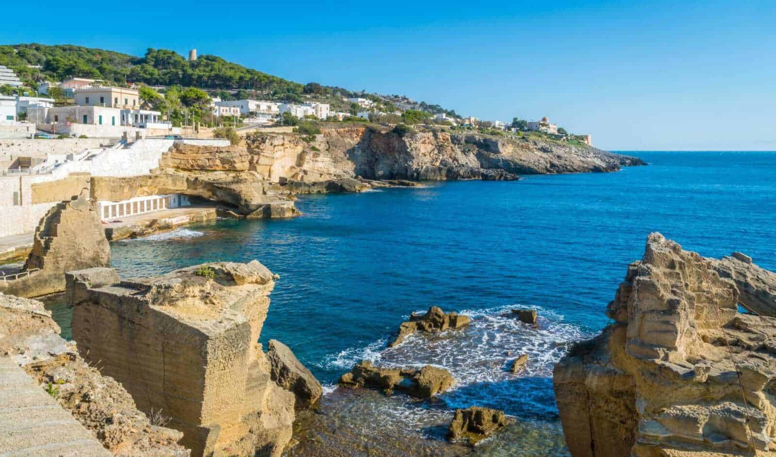 Santa Cesarea terme, 15 giorni immersi nel blu cobalto