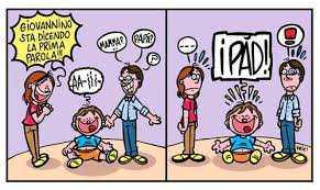 Giovanissimi in una discussione animata, bambini e adulti che parlano e ridono, scena divertente, episodio quotidiano, ambientato in un contesto scolastico o familiare.