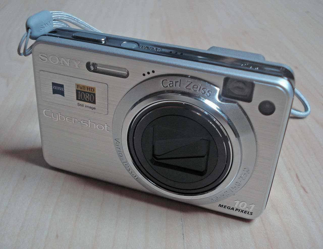 Fotocamera Sony: Tempo di regali e scatti a volontà