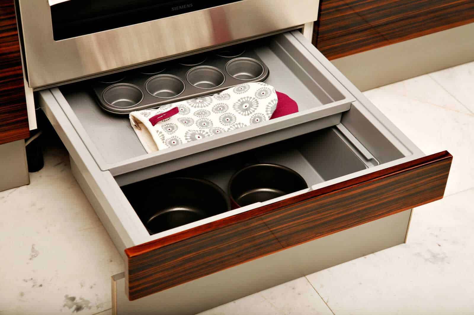 A cosa serve il cassetto sotto il forno? 4 usi