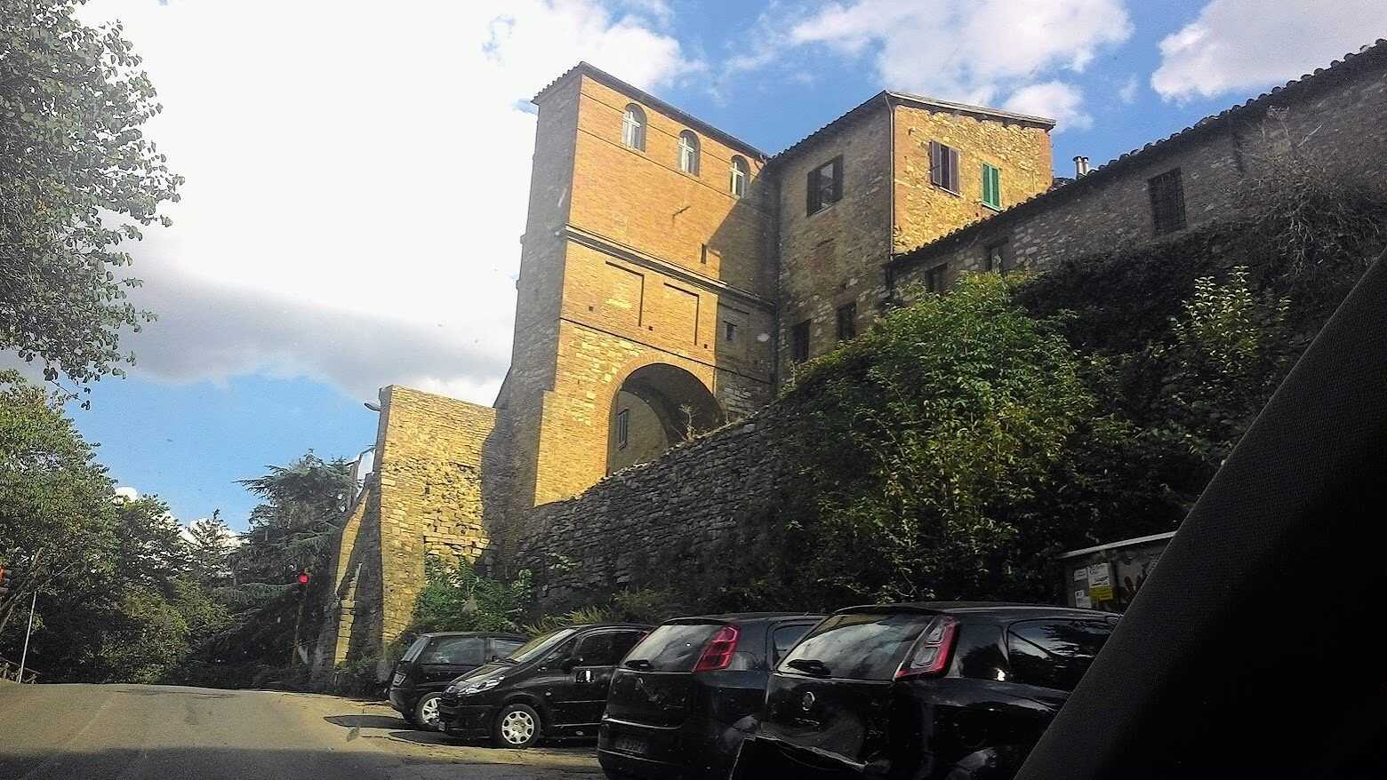 Cosa vedere a Perugia e dintorni in 1 giorno 6 Mura esterne