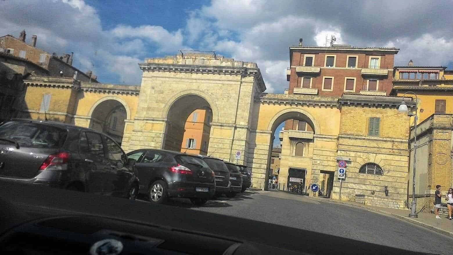 Cosa vedere a Perugia e dintorni in 1 giorno 8 porte
