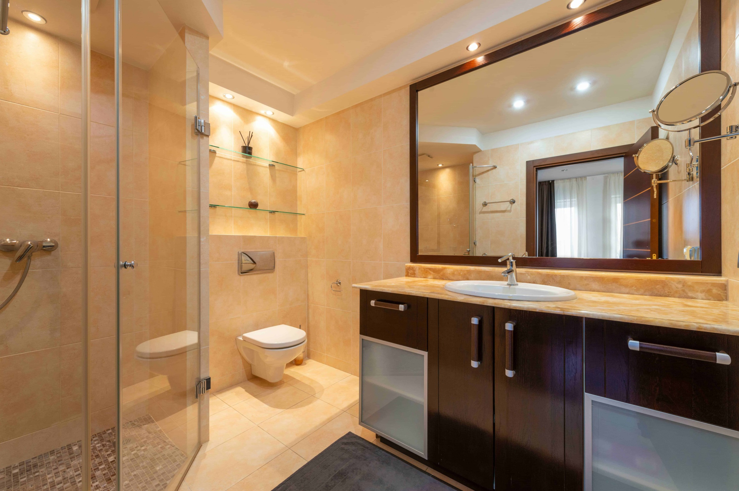 10 idee per bagno senza finestre